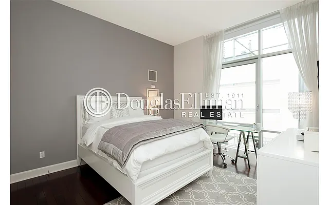 Rented by Douglas Elliman | media 22