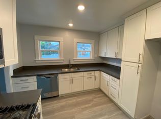 942 Molino Ave, Long Beach, CA 90804