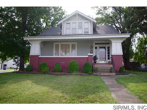 507 N Keebler Ave photo 1