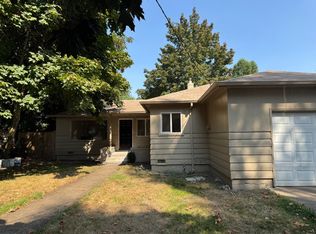 835 High St, Woodburn, OR 97071