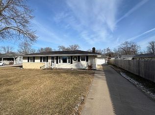 11417 15th Street Ct, Milan, IL 61264