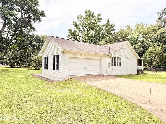 3rd image of 144 Martin Rd
