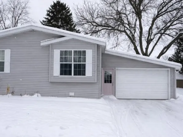 5450 Seagull Dr NE #119, Belmont, MI 49306