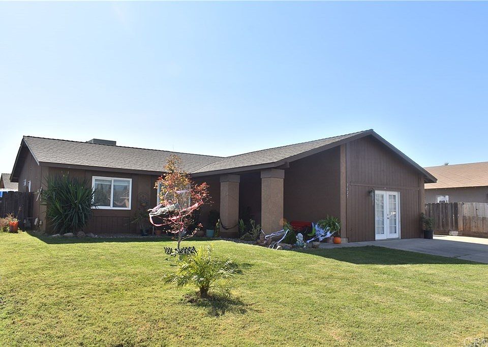 1st image of 7627 Royalty Ave