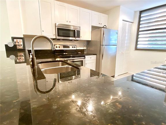 5th image of 644 Woodlawn Dr #0