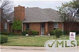 1st image of 515 Amber Ln