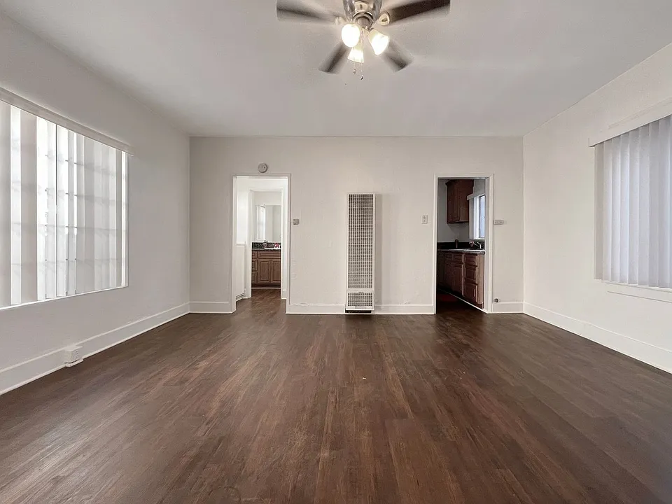 936 Olive Ave