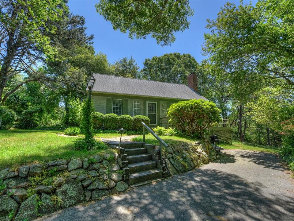 1st image of 111 Acorn Drive