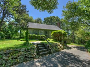 111 Acorn Dr, West Barnstable, MA 02668