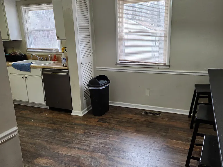 313 Arrundale Dr — Photo 8