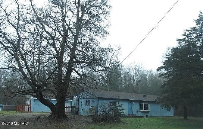 1st image of 7985 E 96th St