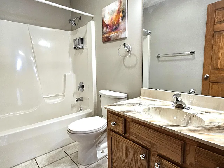 2802 Cronin Dr — Photo 17