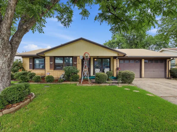 13649 Birchlawn Dr, Farmers Branch, TX 75234