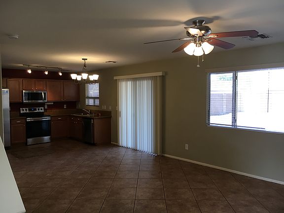 4th image of 42646 W Sunland Dr