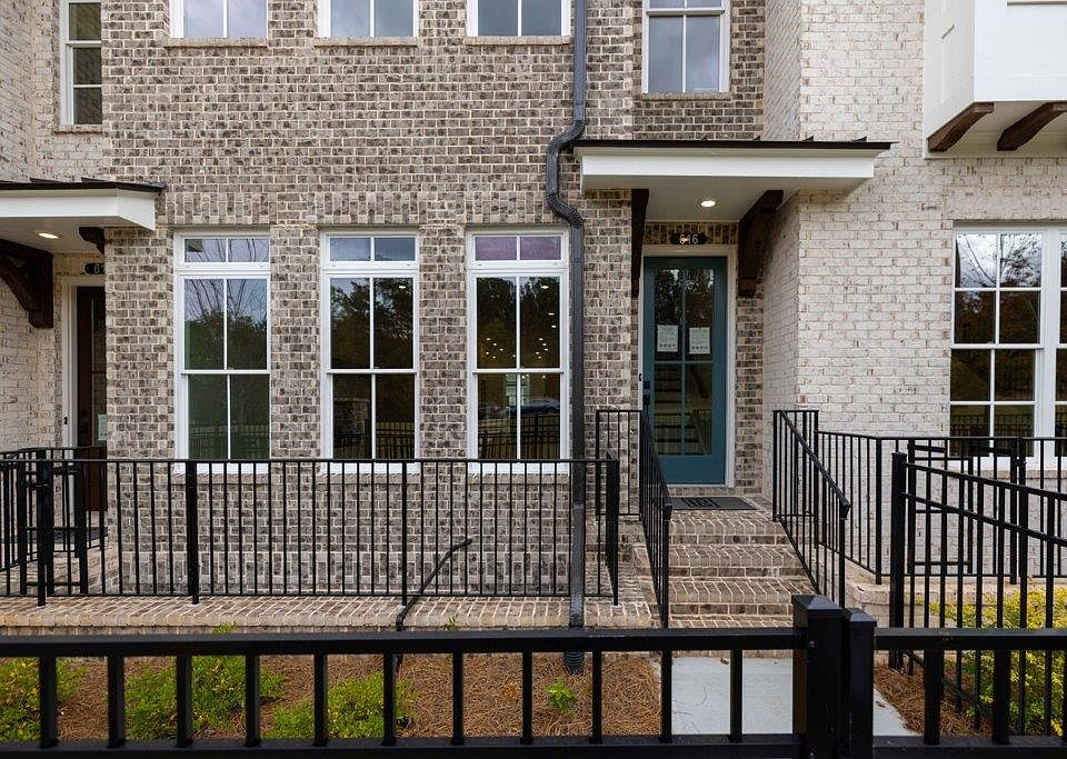 1st image of 616 Goldsmith Ct