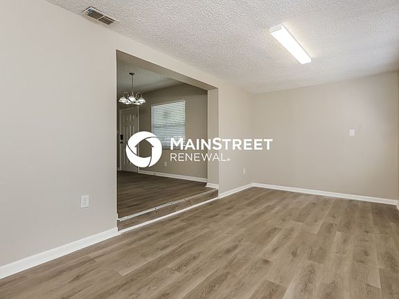 5th image of 2605 E Ida St