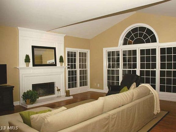 4th image of 3105 Saddle Crest Ln