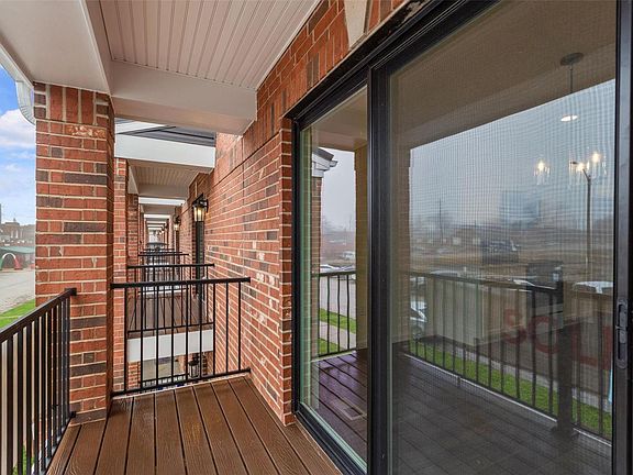 2nd image of 5012 Daggett Ave