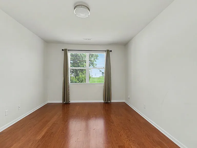247 Clayburne Dr — Photo 14