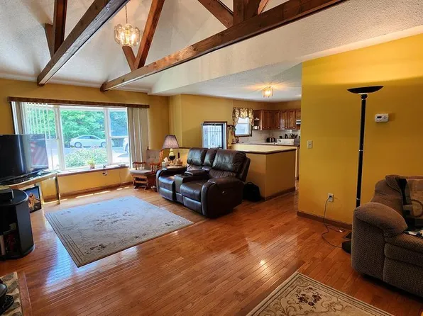 55 Lakeview Dr, Albany, KY 42602