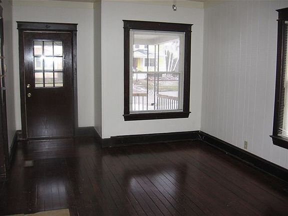 Apt #4 Living Room