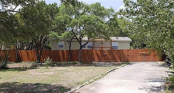 3rd image of 305 S Cougar Ave