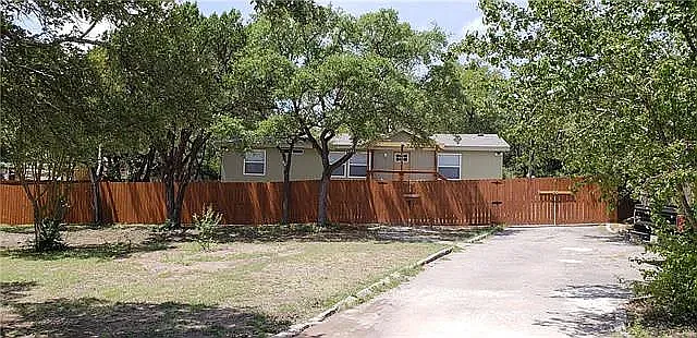 305 S Cougar Ave — Photo 1