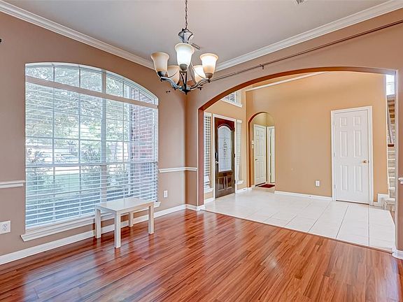 5th image of 1606 Maryvale Dr