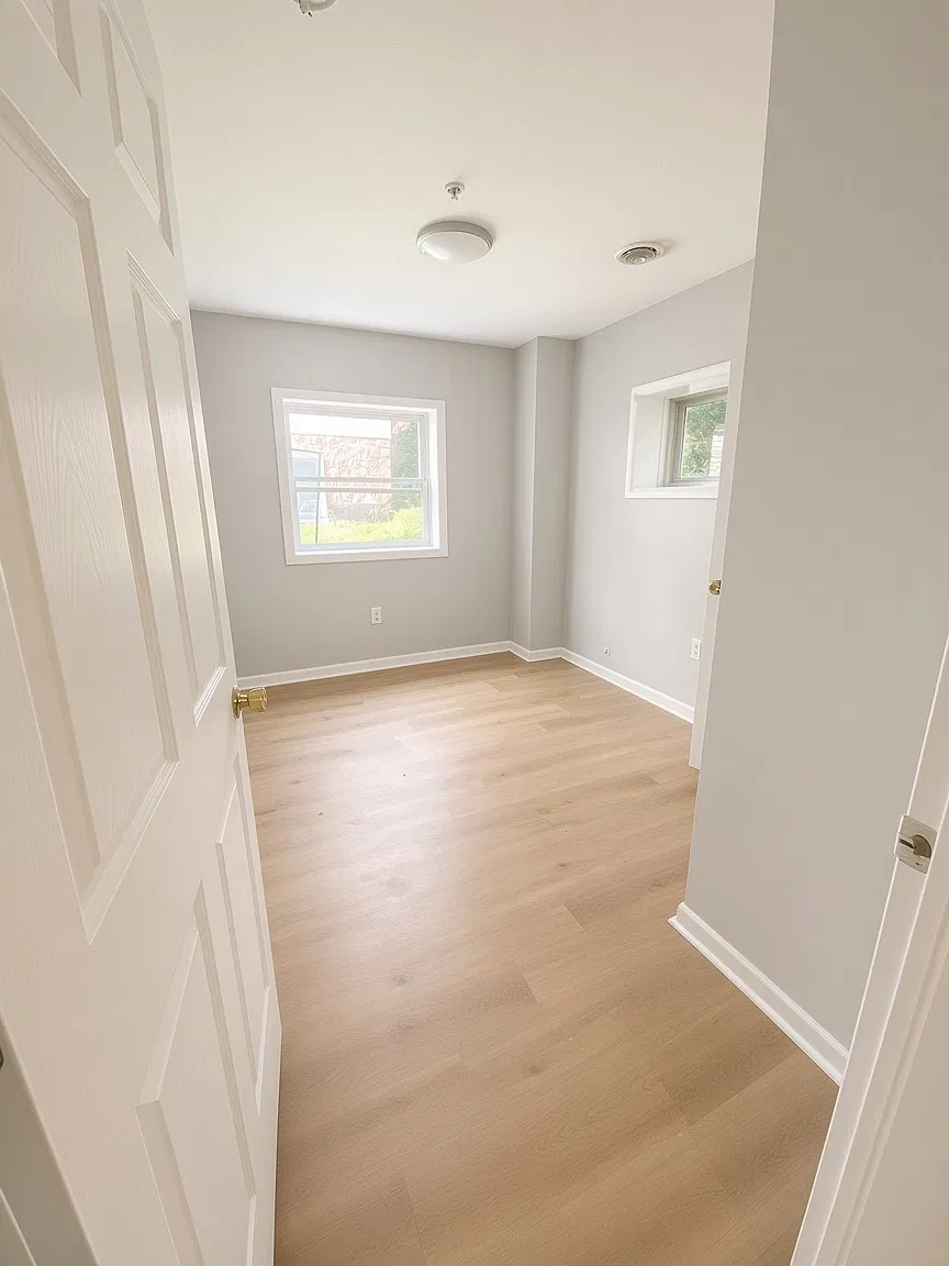 2 bed, $1,350 — Photo 3