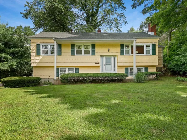 5 Grumman Court, Norwalk, CT 06851