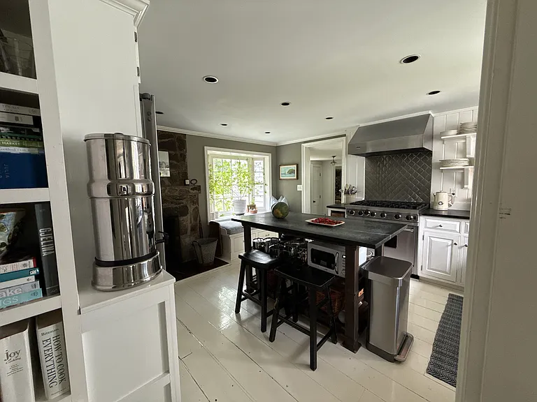 1 Stillwater Ln — Photo 9