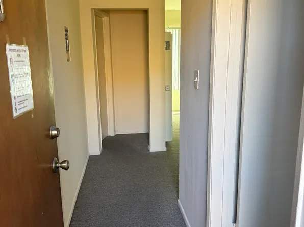 1341 E 60th St, Los Angeles, CA 90001