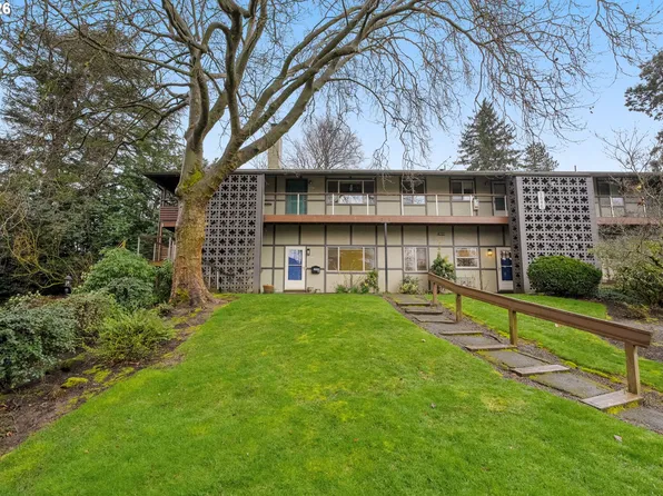 3046 SW Florida Ct Unit B, Portland, OR 97219