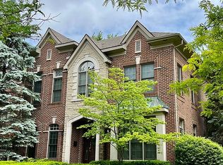 1104 Audubon Ave, Grosse Pointe, MI 48230