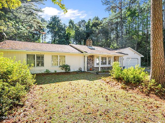 3rd image of 520 Stately Pines Road