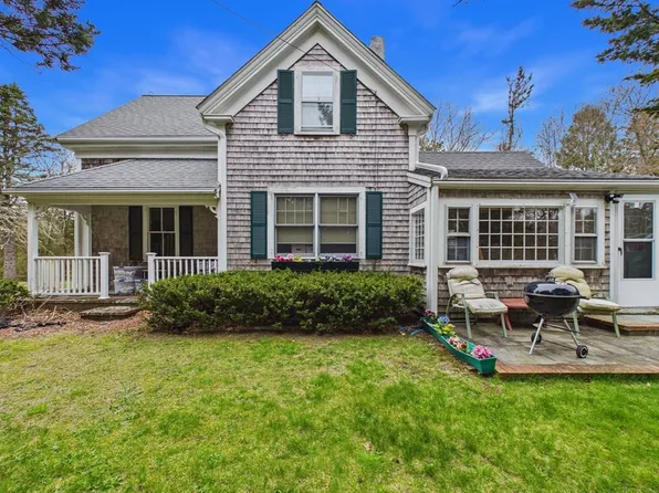 243 Old County Rd, East Sandwich, MA 02537