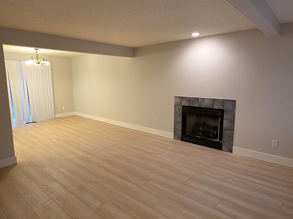 2nd image of 4904 SE Bybee Blvd