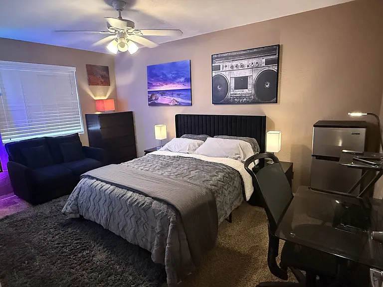1090 Margaret Dr #2 — Photo 5