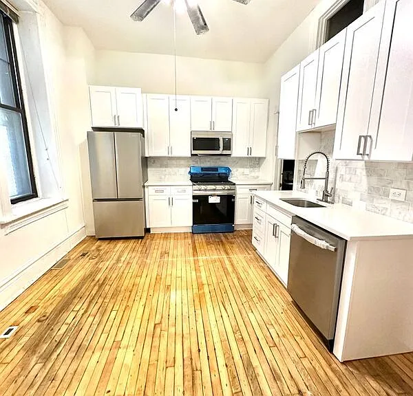 1656 S Throop St #1R — Photo 1