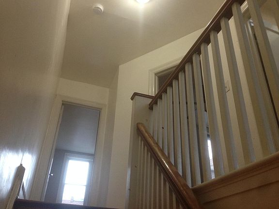 5th image of 575 E Carver St
