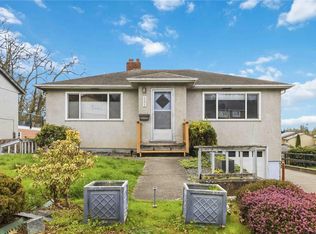 931 McKenzie Ave, Saanich, BC V8X 3G6