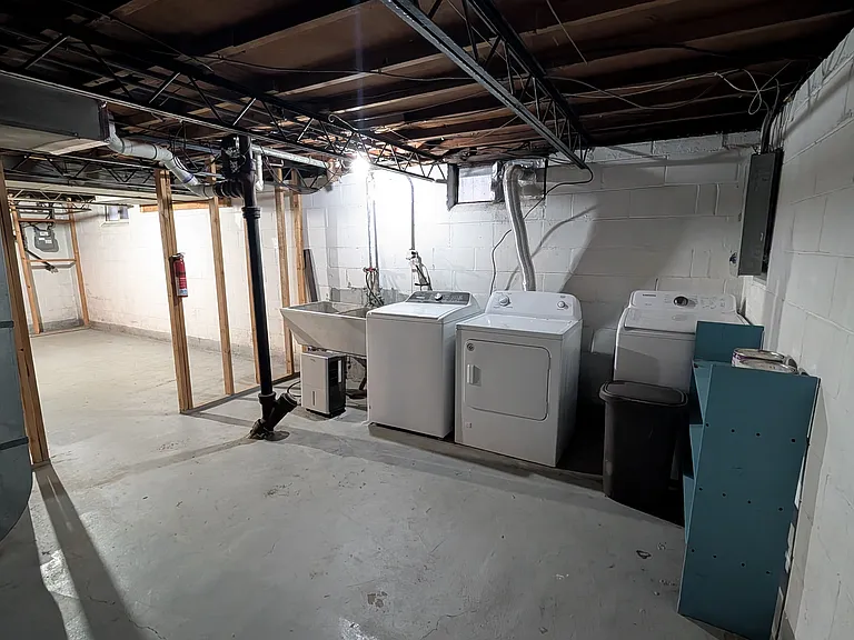 847 Veto St NW — Photo 26
