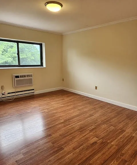 1321 Worcester Rd #405 — Photo 8