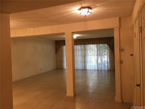 5th image of 18324 Clark St Unit 124