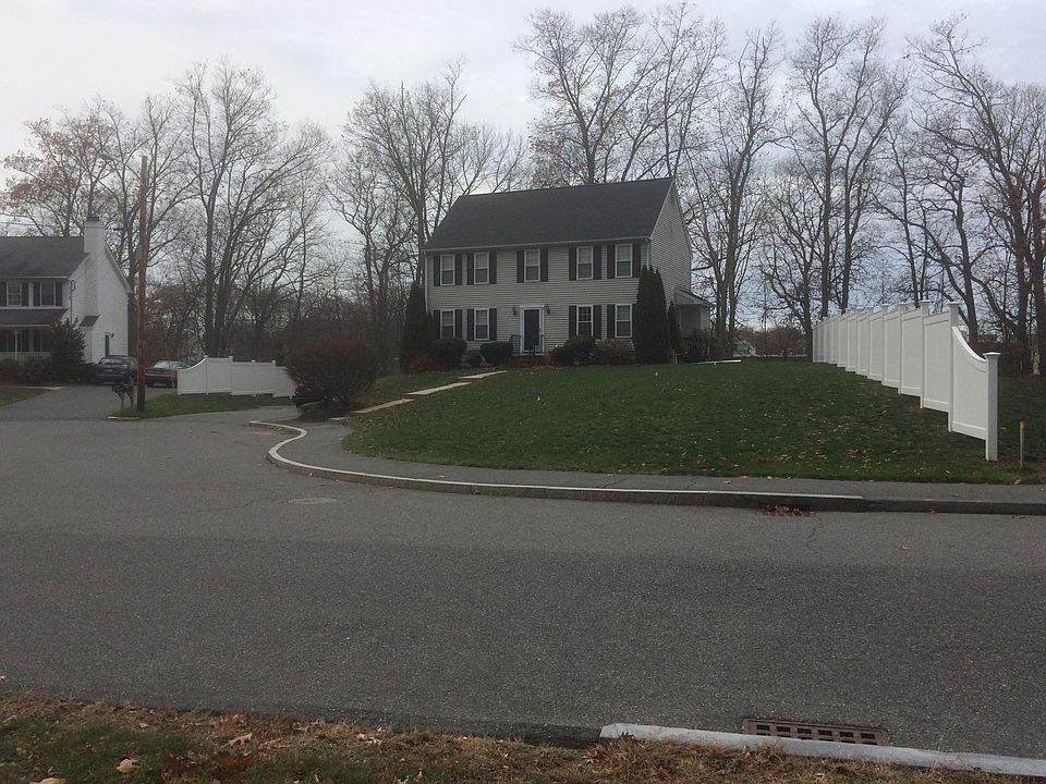 2nd image of 17 Norbert Way