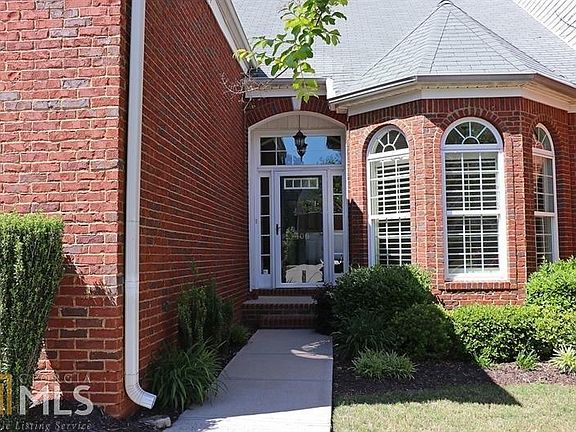 2nd image of 406 Brookes Walk