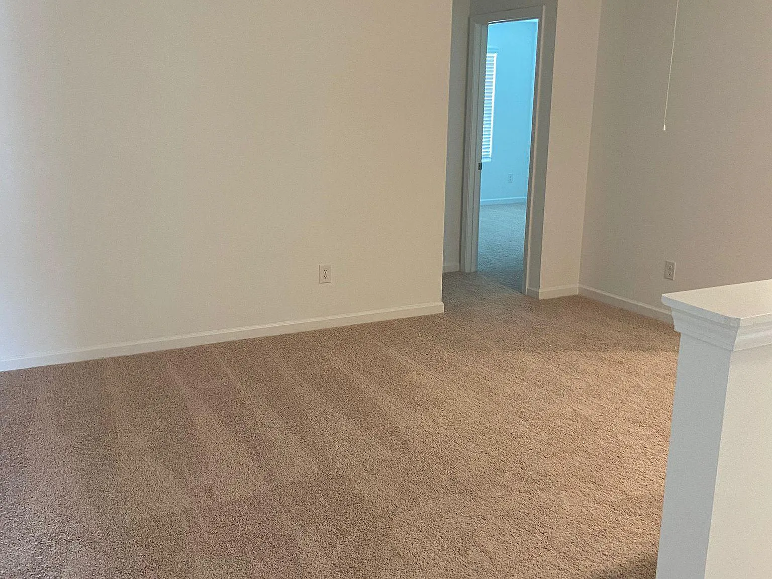 3 bed, 2.5 bath, 1970 sqft, $2,200 — Photo 4