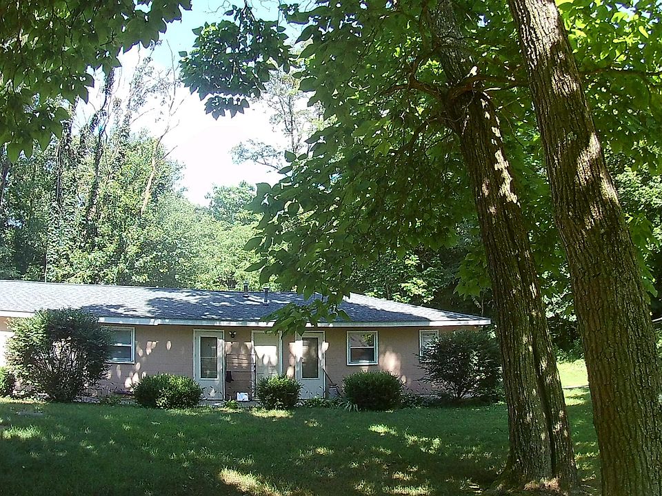 2nd image of 7061 62nd St