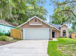 1766 Iroquois Dr, Apopka, FL 32703