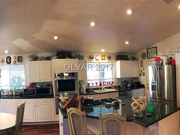 4th image of 935 San Bruno Ave